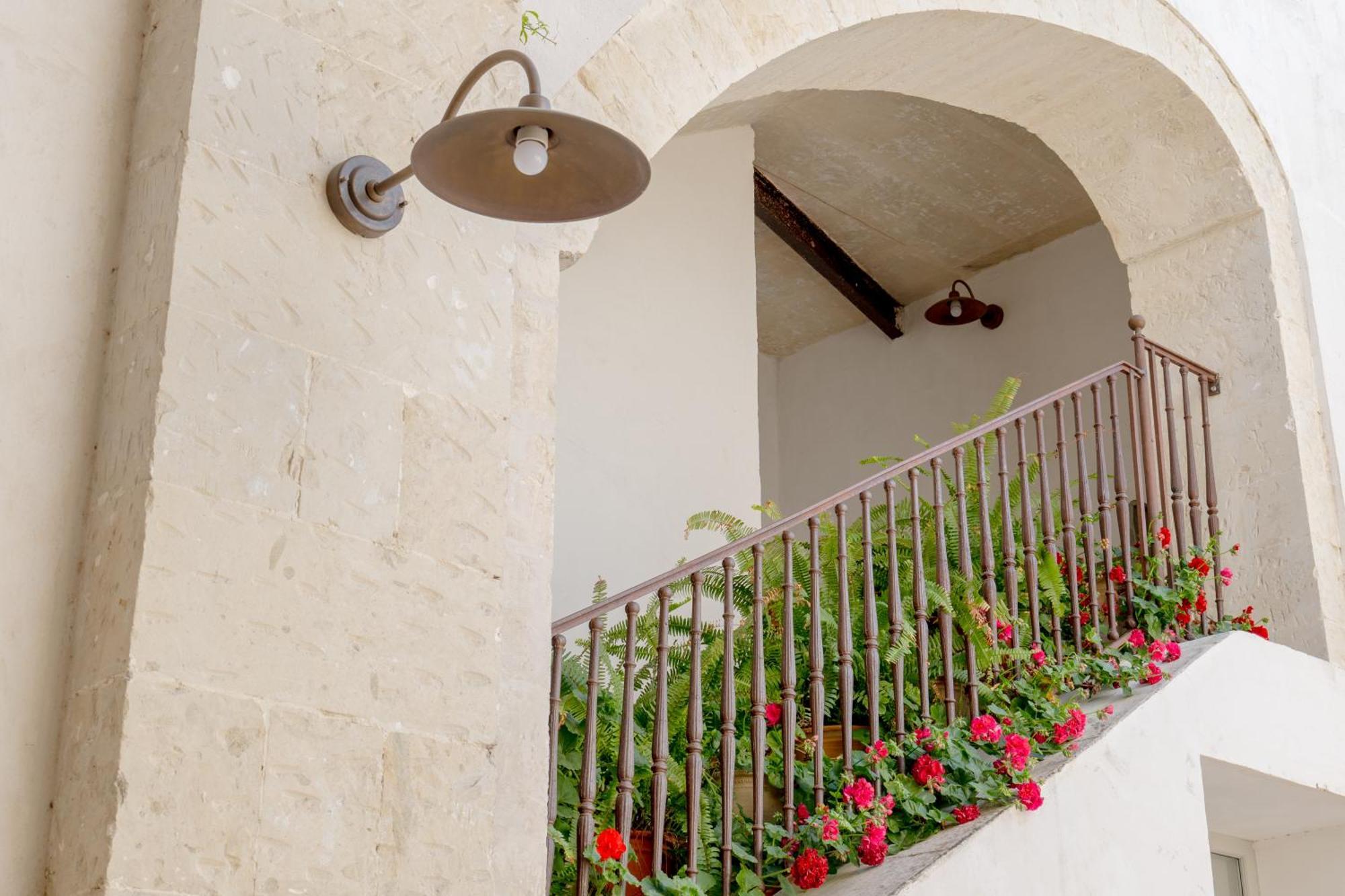 Bed and Breakfast Palazzo Angelica - Luxury Retreat Otranto Джурдиньяно Экстерьер фото